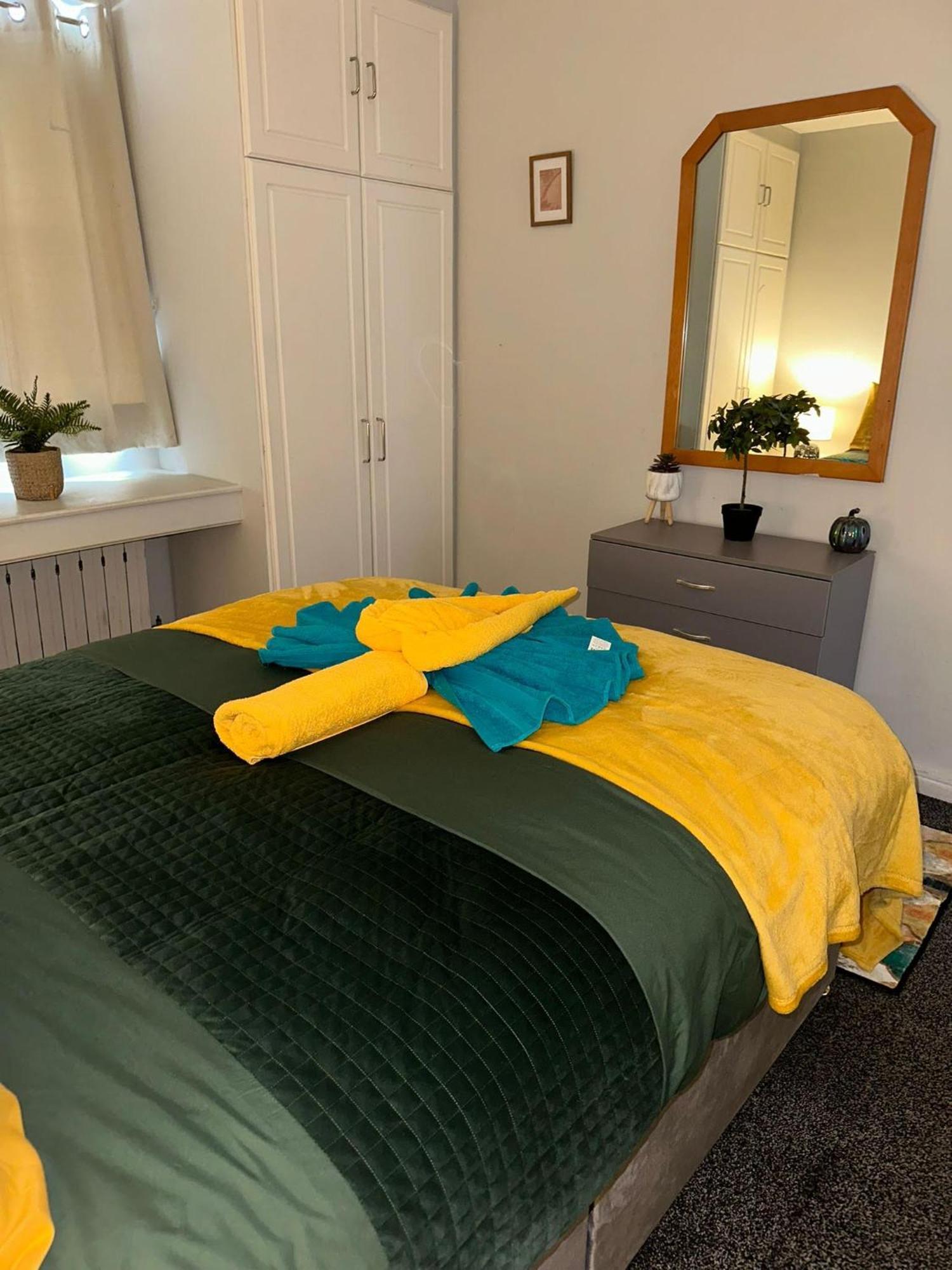 Cosy Private Two Bedroom Apartament In Kensinghton Can Fit Up To 8 Guests Londres Exterior foto