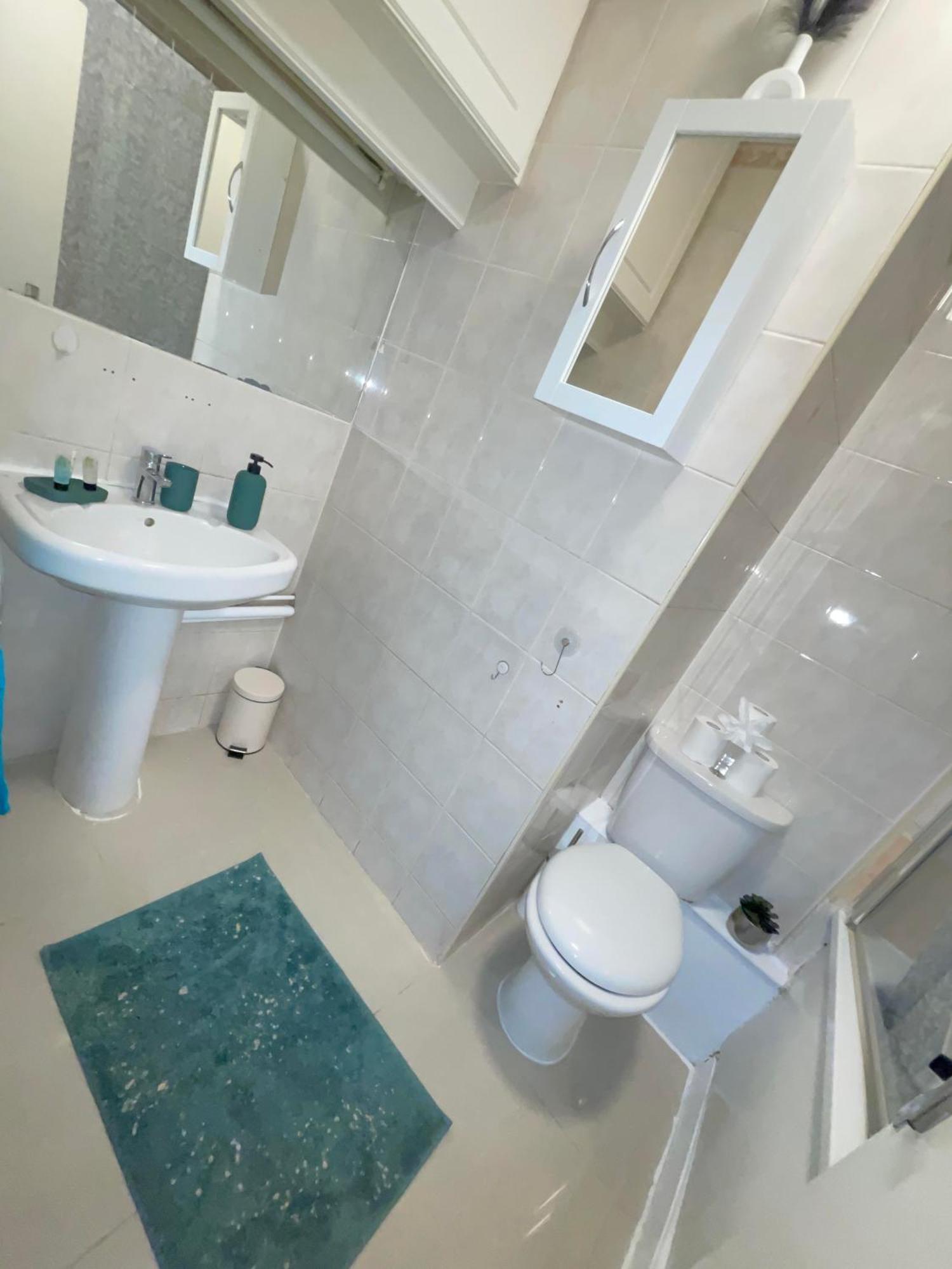 Cosy Private Two Bedroom Apartament In Kensinghton Can Fit Up To 8 Guests Londres Exterior foto
